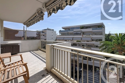 Appartement &agrave; vendre &agrave; CANNES  - 3 pi&egrave;ces - 69 m&sup2; 