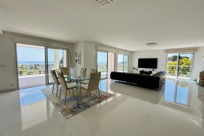 Appartement &agrave; vendre &agrave; ANTIBES  - 4 pi&egrave;ces - 157 m&sup2; 