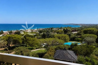 Appartement &agrave; vendre &agrave; VILLENEUVE-LOUBET  - 4 pi&egrave;ces - 105 m&sup2; 