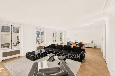 Appartement &agrave; vendre &agrave; PARIS 7EME  - 4 pi&egrave;ces - 153 m&sup2; 