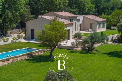 Maison &agrave; vendre &agrave; AIX-EN-PROVENCE  - 6 pi&egrave;ces - 184 m&sup2; 
