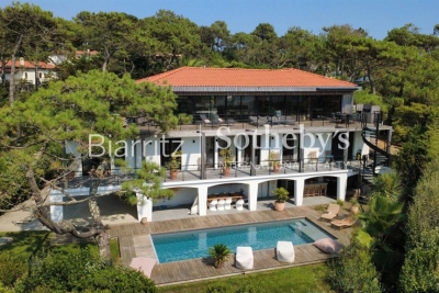 Maison &agrave; vendre &agrave; ANGLET Arbonne - 10 pi&egrave;ces - 422 m&sup2; 