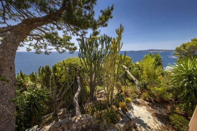 Maison &agrave; vendre &agrave; EZE Cap-d'Ail - 5 pi&egrave;ces - 199 m&sup2; 