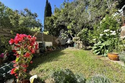 Maison &agrave; vendre &agrave; CANNES  - 3 pi&egrave;ces - 318 m&sup2; 