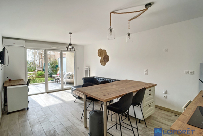 Appartement &agrave; louer &agrave; NICE Aspremont - 2 pi&egrave;ces - 44 m&sup2; 