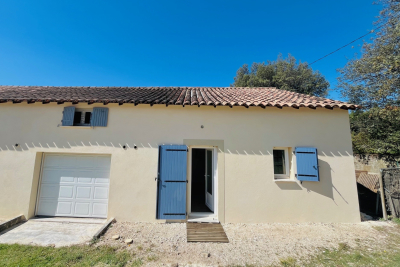 Maison &agrave; vendre &agrave; ST-SATURNIN-LÈS-APT  - 8 pi&egrave;ces - 183 m&sup2; 