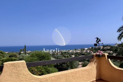 Maison &agrave; vendre &agrave; ST-AYGULF  - 6 pi&egrave;ces - 135 m&sup2; 