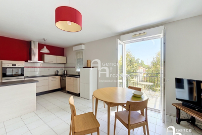 Appartement &agrave; vendre &agrave; ST-SULPICE-ET-CAMEYRAC  - 3 pi&egrave;ces - 66 m&sup2; 