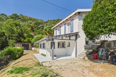 Maison &agrave; vendre &agrave; MENTON  - 4 pi&egrave;ces - 101 m&sup2; 