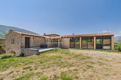 Maison &agrave; vendre &agrave; SOSPEL Aspremont - 6 pi&egrave;ces - 260 m&sup2; 