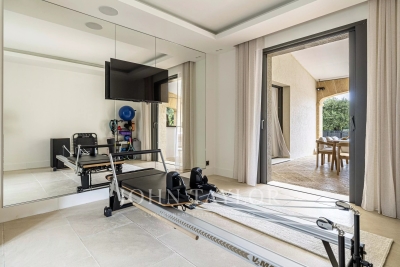 Villa à Valbonne &agrave; louer à partir de 25 000 € / semaine, Photo 16