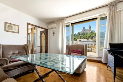 Appartement &agrave; vendre &agrave; MARSEILLE 6EME Rognes - 5 pi&egrave;ces - 126 m&sup2; 
