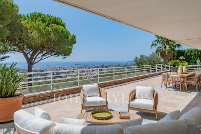 Appartement &agrave; vendre &agrave; LE CANNET Cap-d'Ail - 5 pi&egrave;ces - 200 m&sup2; 