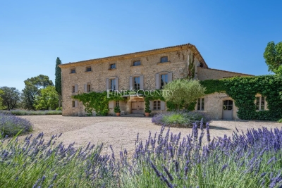 Maison &agrave; vendre &agrave; AIX-EN-PROVENCE Rognes - 18 pi&egrave;ces - 967 m&sup2; 