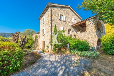 Maison &agrave; vendre &agrave; LES VANS Lagorce - 7 pi&egrave;ces - 150 m&sup2; 