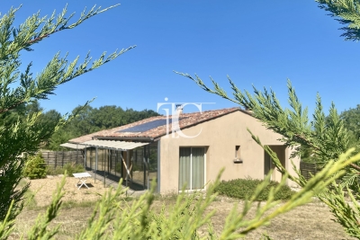 Maison &agrave; vendre &agrave; LUSSAN  - 6 pi&egrave;ces - 181 m&sup2; 