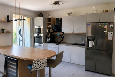 Appartement &agrave; vendre &agrave; ROQUEBRUNE-SUR-ARGENS  - 4 pi&egrave;ces - 73 m&sup2; 