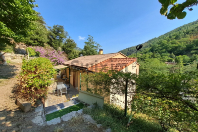 Maison &agrave; vendre &agrave; PIED DE BORNE  - 5 pi&egrave;ces - 108 m&sup2; 