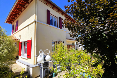 Maison &agrave; vendre &agrave; ROYAN  - 7 pi&egrave;ces - 165 m&sup2; 