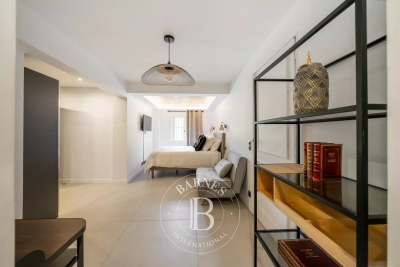 Villa à Mandelieu-la-Napoule &agrave; louer à partir de 15 000 € / semaine, Photo 13