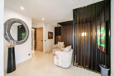 Villa à Mandelieu-la-Napoule &agrave; louer à partir de 15 000 € / semaine, Photo 15
