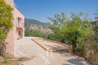 Villa à Mandelieu-la-Napoule &agrave; louer à partir de 15 000 € / semaine, Photo 16