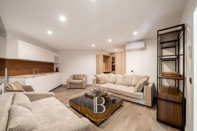 Villa à Mandelieu-la-Napoule &agrave; louer à partir de 15 000 € / semaine, Photo 4