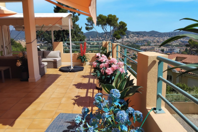 Appartement &agrave; vendre &agrave; HYÈRES La Môle - 4 pi&egrave;ces - 98 m&sup2; 