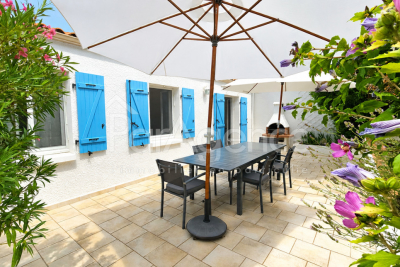 Maison &agrave; vendre &agrave; ST GEORGES DE DIDONNE La Couarde-sur-Mer - 4 pi&egrave;ces - 98 m&sup2; 