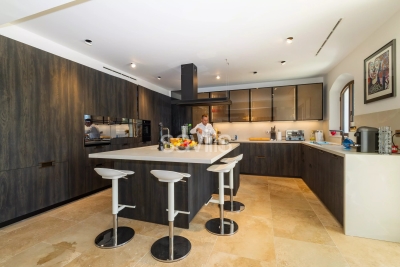 Villa à Saint-Tropez &agrave; louer à partir de 82 895 € / semaine, Photo 8