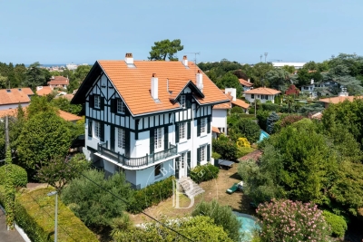 Maison &agrave; vendre &agrave; BIARRITZ Louillot - 9 pi&egrave;ces - 300 m&sup2; 