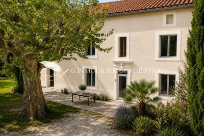 Maison &agrave; vendre &agrave; PERNES-LES-FONTAINES  - 7 pi&egrave;ces - 150 m&sup2; 