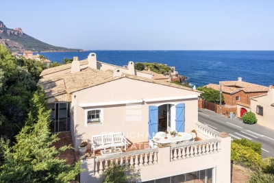 Maison &agrave; vendre &agrave; AGAY  - 8 pi&egrave;ces - 212 m&sup2; 