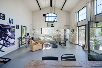 Maison &agrave; vendre &agrave; ST-RÉMY-DE-PROVENCE Grans - 5 pi&egrave;ces - 175 m&sup2; 