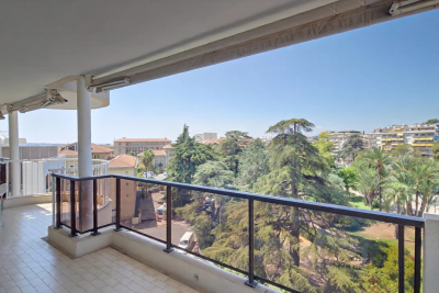 Appartement &agrave; vendre &agrave; LE CANNET  - 4 pi&egrave;ces - 117 m&sup2; 