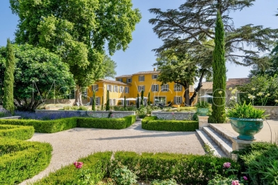 Maison &agrave; vendre &agrave; MÉNERBES  - 13 pi&egrave;ces - 475 m&sup2; 