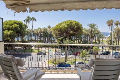 Appartement &agrave; vendre &agrave; CANNES Gare Nice-Ville - 2 pi&egrave;ces - 71 m&sup2; 