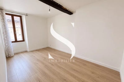 Appartement &agrave; vendre &agrave; VALLAURIS Vallee de Gorbio - 5 pi&egrave;ces - 130 m&sup2; 
