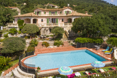 Maison &agrave; vendre &agrave; GATTIÈRES Carnoles - 7 pi&egrave;ces - 232 m&sup2; 