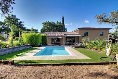 Maison &agrave; vendre &agrave; DRAGUIGNAN  - 7 pi&egrave;ces - 159 m&sup2; 