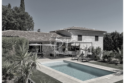 Maison &agrave; vendre &agrave; DRAGUIGNAN  - 5 pi&egrave;ces - 160 m&sup2; 