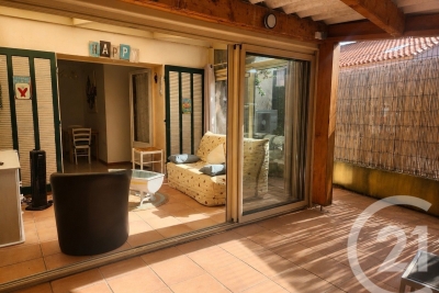 Appartement &agrave; vendre &agrave; SIX-FOURS-LES-PLAGES  - 2 pi&egrave;ces - 34 m&sup2; 