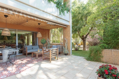 Appartement &agrave; vendre &agrave; AIX-EN-PROVENCE Grans - 5 pi&egrave;ces - 120 m&sup2; 