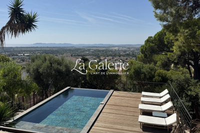Maison &agrave; vendre &agrave; HYÈRES  - 6 pi&egrave;ces - 260 m&sup2; 