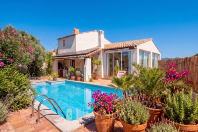 House for sale in ST-RAPHAËL Centre Ville - 6 rooms - 123 m&sup2; 