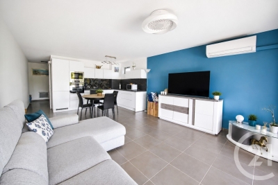 Appartement &agrave; vendre &agrave; LE LAVANDOU  - 3 pi&egrave;ces - 65 m&sup2; 