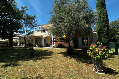 Maison &agrave; vendre &agrave; GRIGNAN  - 5 pi&egrave;ces - 149 m&sup2; 