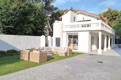 Maison &agrave; vendre &agrave; CANNES Peille - 7 pi&egrave;ces - 180 m&sup2; 