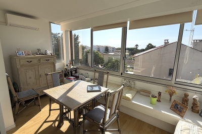 Appartement &agrave; vendre &agrave; SIX-FOURS-LES-PLAGES  - 2 pi&egrave;ces - 49 m&sup2; 