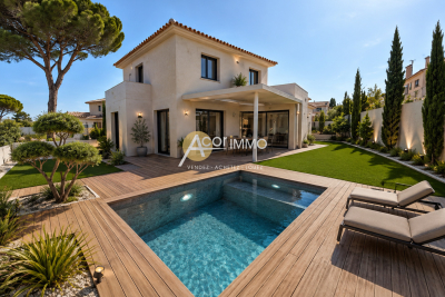 Maison &agrave; vendre &agrave; SIX-FOURS-LES-PLAGES Est - 5 pi&egrave;ces - 129 m&sup2; 